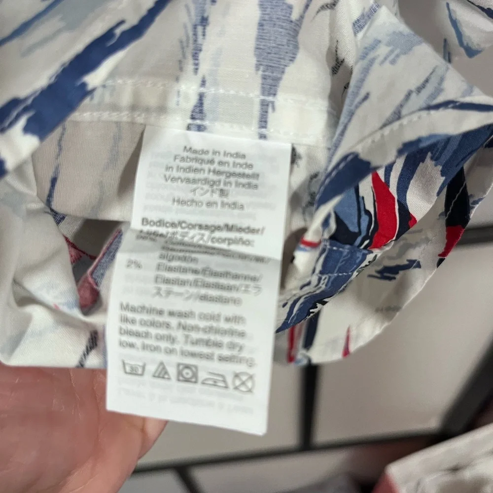 J.Crew Men's Nautical Flex Washed Short-Sleeve Shirt with Multi Color Sailboat M
